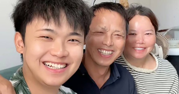 Bị bắt cóc từ năm 4 tuổi, nam thanh niên cắt đứt với gia đình từng nuôi dưỡng sau ngày đoàn tụ cha mẹ ruột: “Đây mới là một mái nhà thực sự”